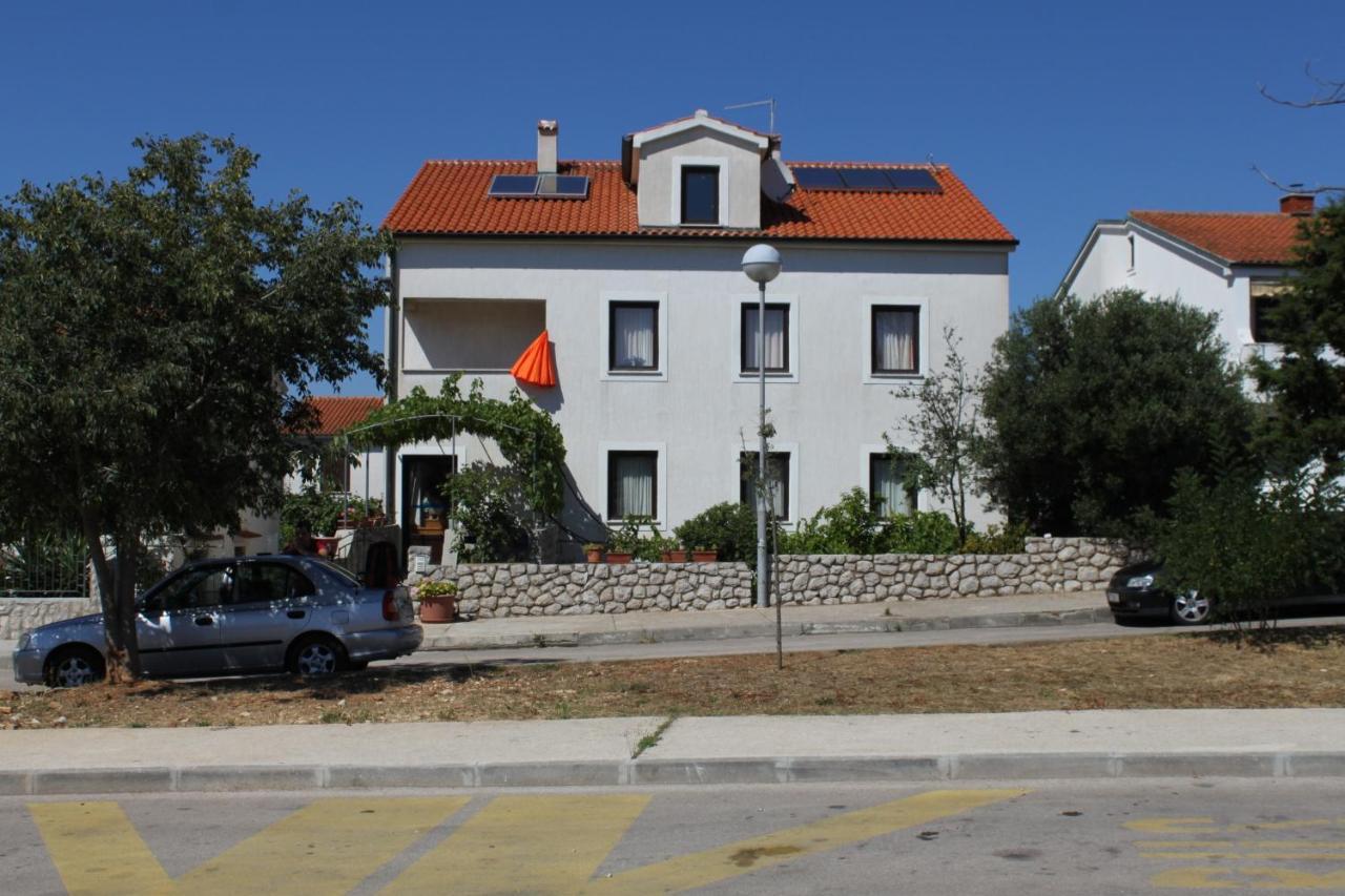 Apartments With A Parking Space Mali Losinj Exterior photo